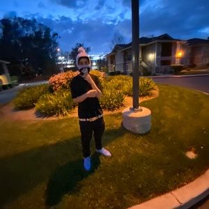 Meet your Posher, Robert